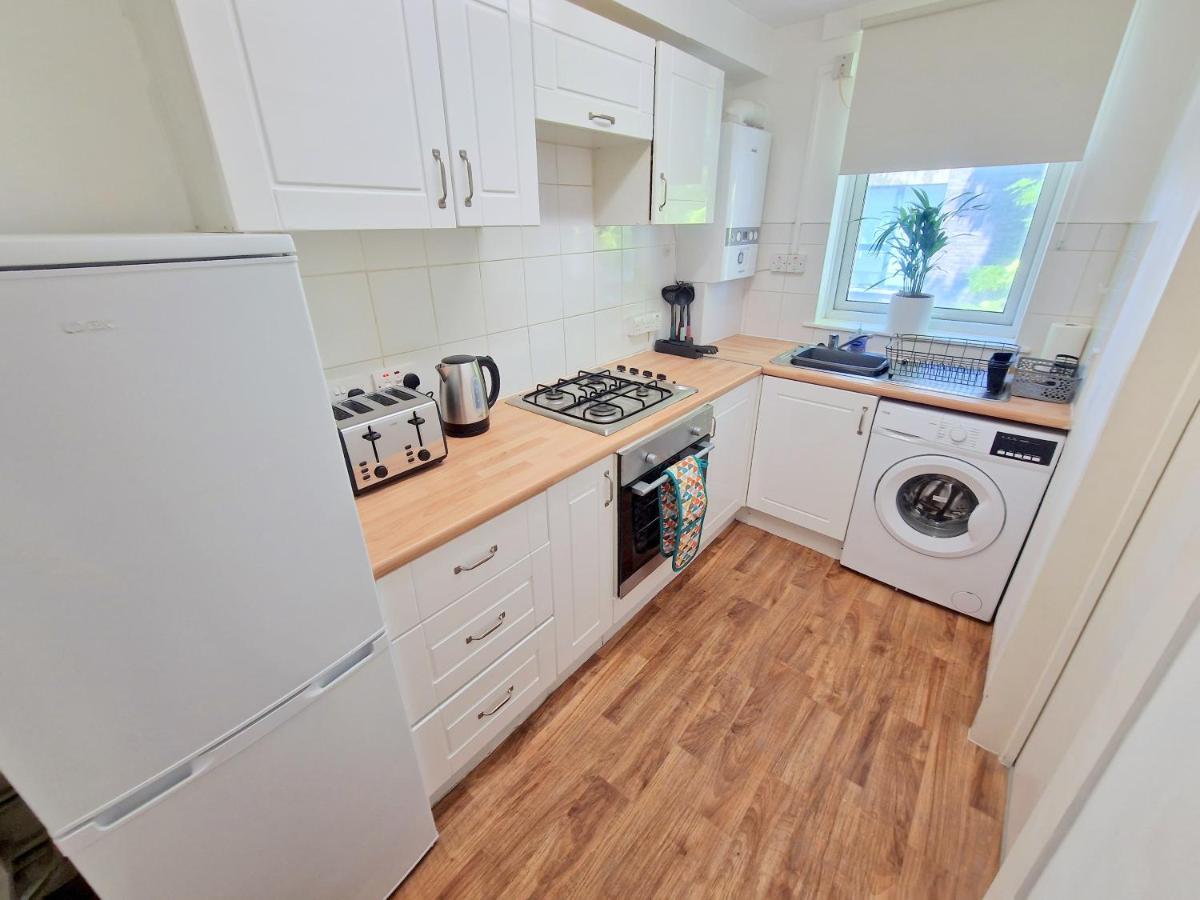 Flat In Battersea, 5 Minutes From Clapham Junction Station Apartment ลอนดอน ภายนอก รูปภาพ