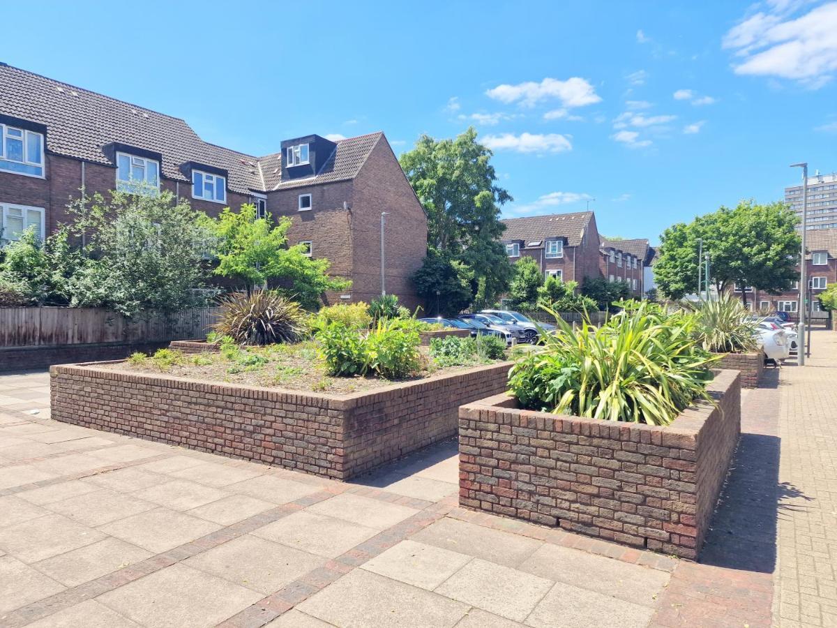 Flat In Battersea, 5 Minutes From Clapham Junction Station Apartment ลอนดอน ภายนอก รูปภาพ
